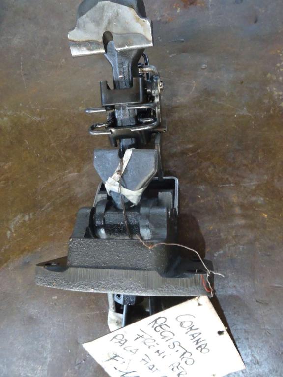 Comando registro freni per Fiat Allis FL14C Foto 2
