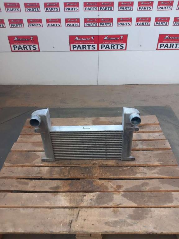 Radiatore intercooler per Hitachi ZX130 Foto 1
