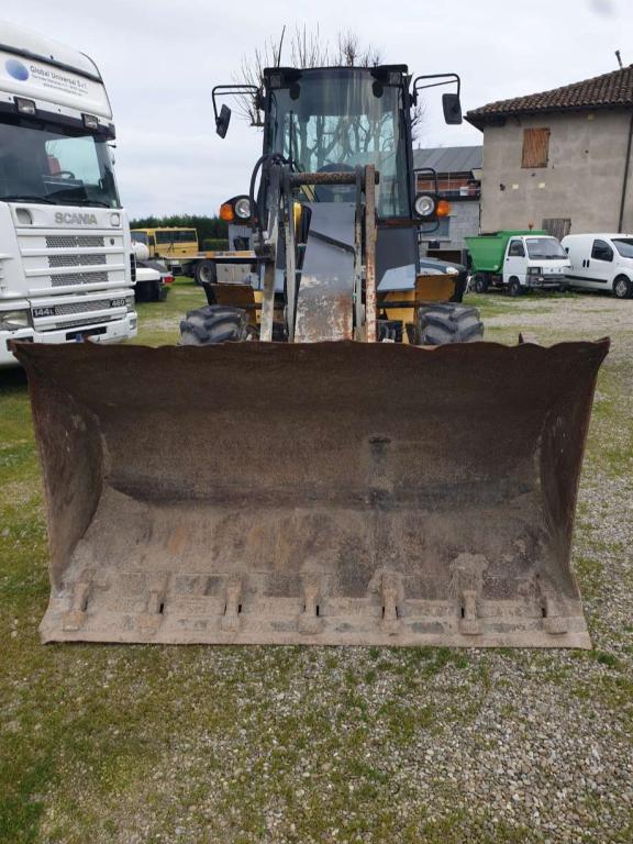New Holland W80TC Foto 2