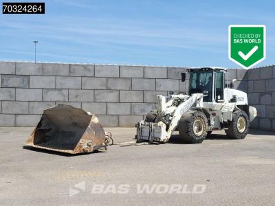 Case 721 G in vendita da BAS World B.V.