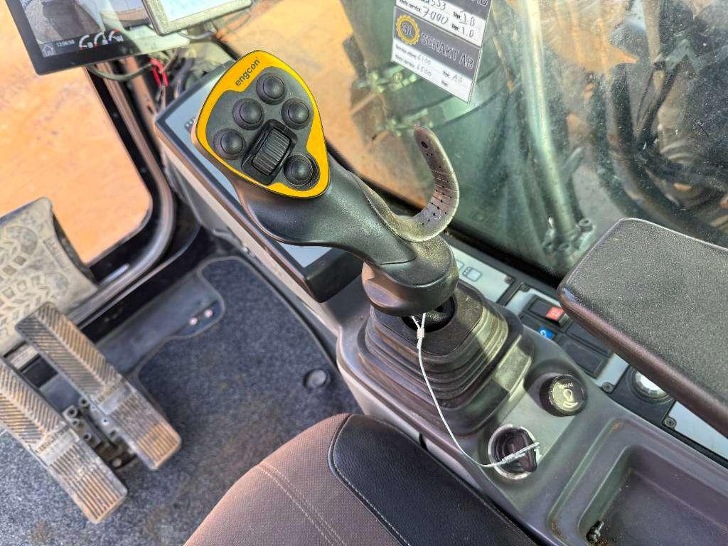 Liebherr R930 LC V - FULL SPEC / OilQuick / Joystick Ride Foto 11