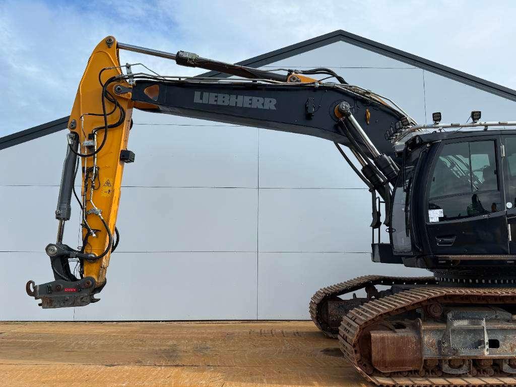 Liebherr R930 LC V - FULL SPEC / OilQuick / Joystick Ride Foto 18