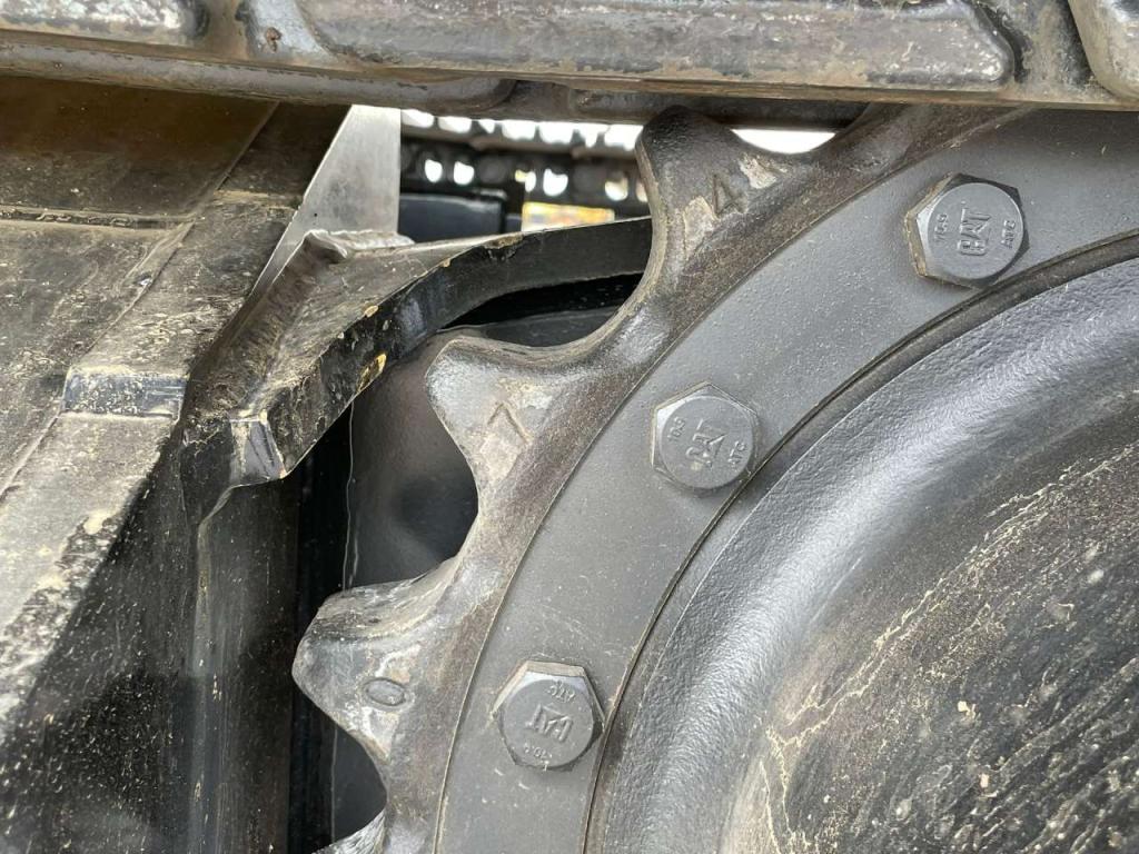 Caterpillar 323D3 Foto 15