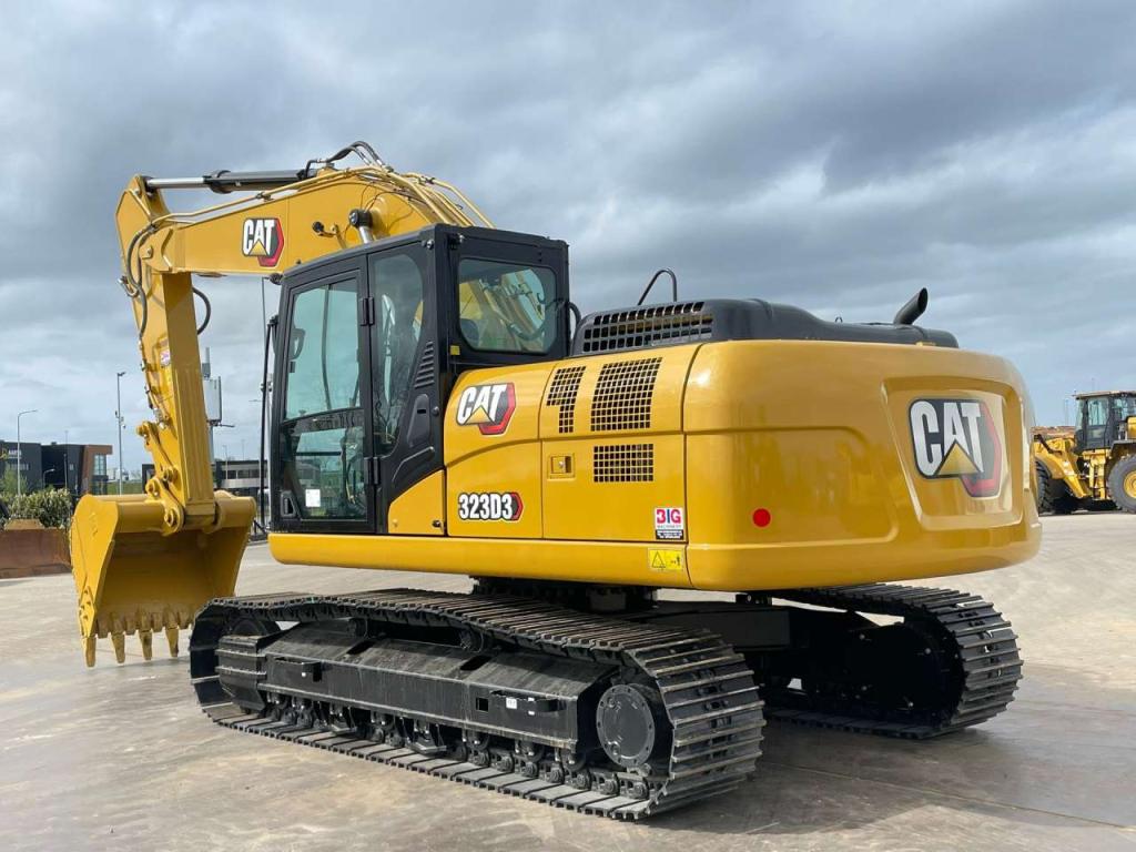 Caterpillar 323D3 Foto 3