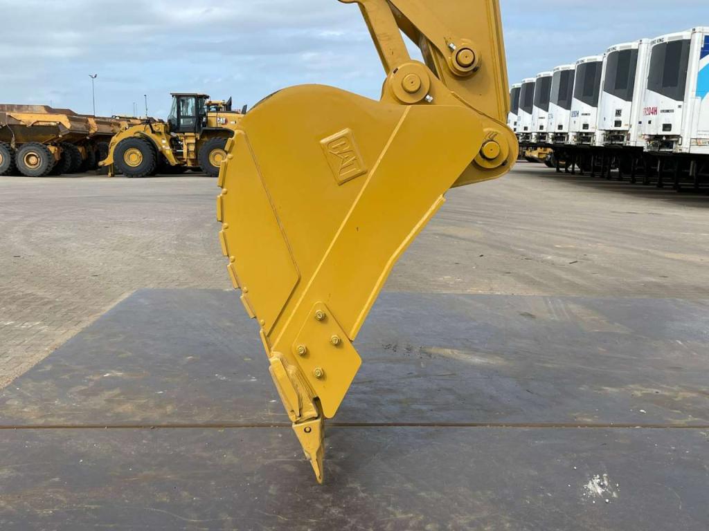 Caterpillar 323D3 Foto 9