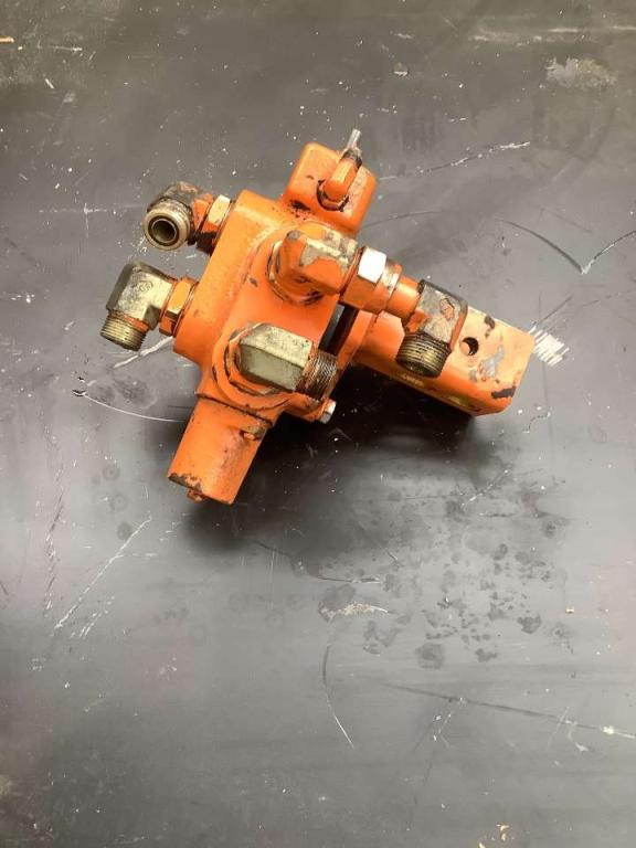 Distributore idraulico per Fiat Hitachi EX 235 Foto 3