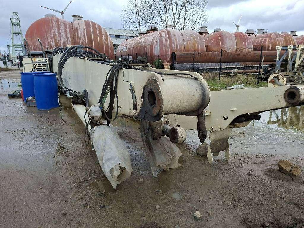 Sennebogen 830E K17 (only upperstructure with damaged cabin) Foto 10