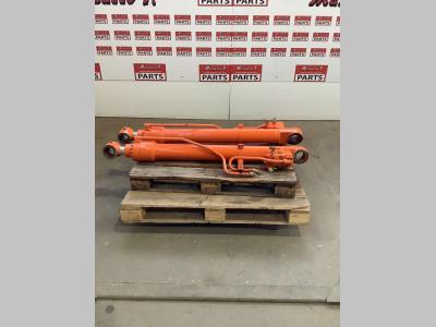 Pistone sollevamento per Hitachi ZX130 in vendita da Massucco T. Srl Area Ricambi