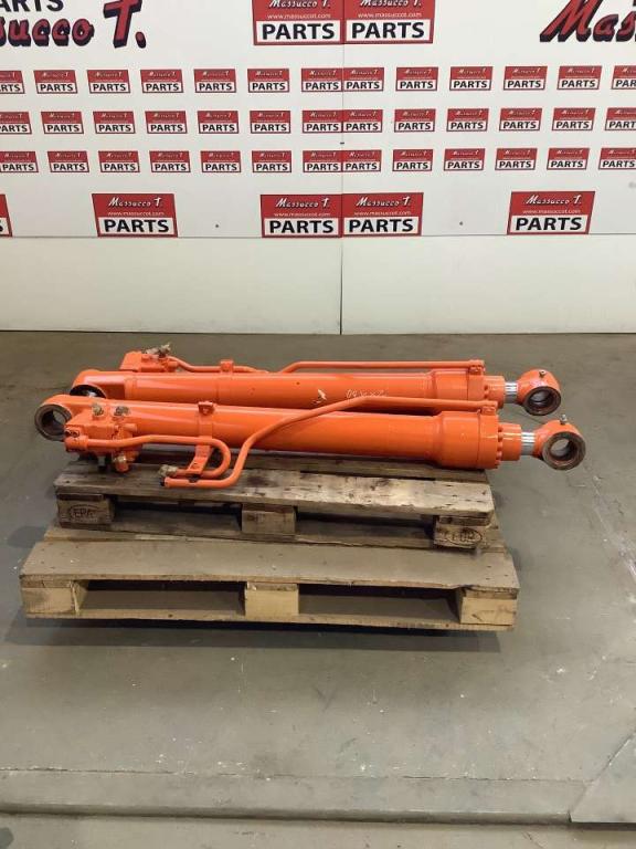 Pistone sollevamento per Hitachi ZX130 Foto 3