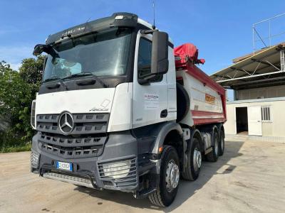 Mercedes-Benz Arocs 4151 in vendita da Albacamion Srl