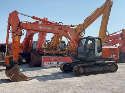 Hitachi ZX240N-3 in vendita da Massucco T. Srl