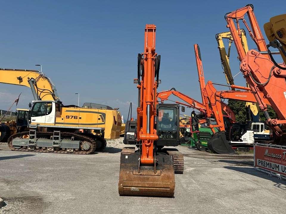 Hitachi ZX240N-3 Foto 18