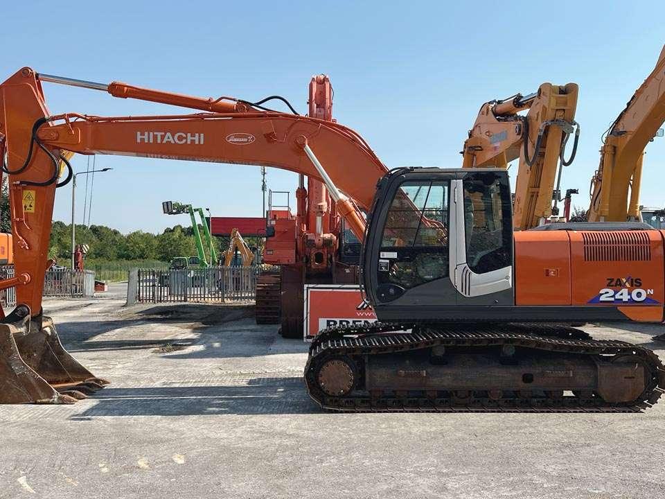 Hitachi ZX240N-3 Foto 2