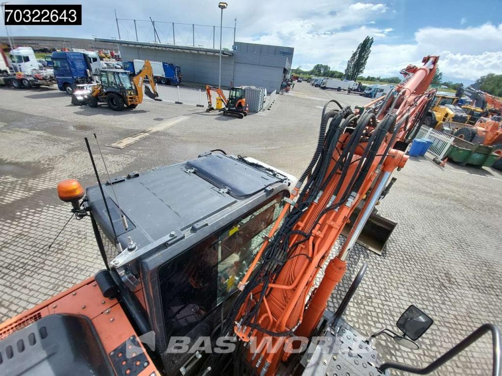 Hitachi ZX140W -5B Foto 24