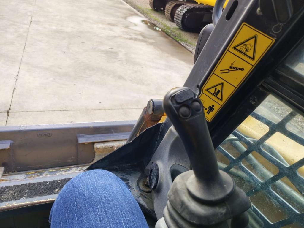 Gehl R 260 Foto 22