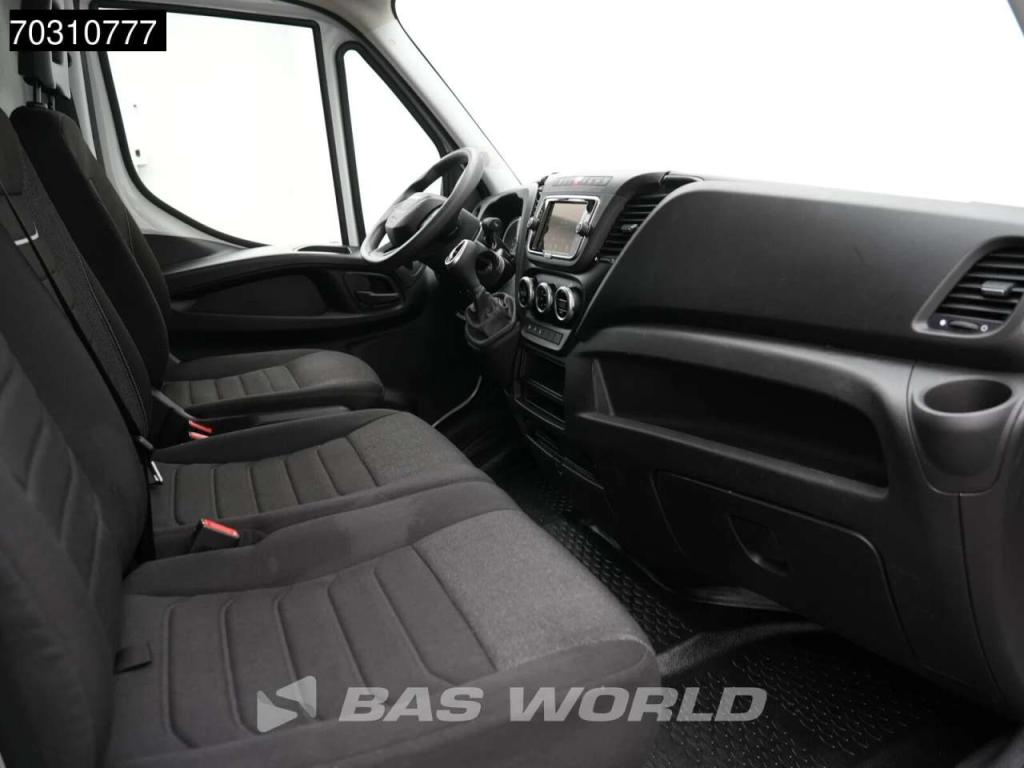 Iveco Daily 35S16 Automaat L3H2 3,5t Trekgewicht Airco Cruise Camera Parkeersensoren Euro6 L3 Airco Cruis Foto 16