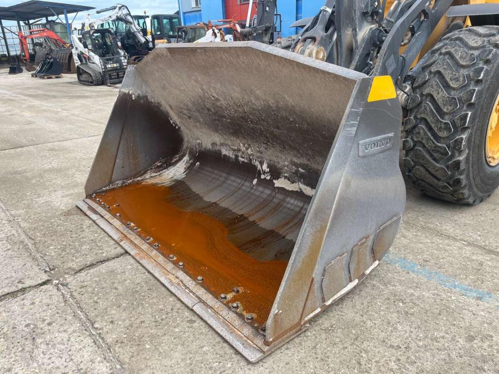 Volvo L90H Foto 16