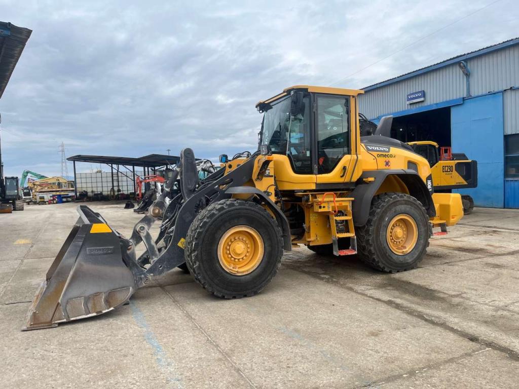 Volvo L90H Foto 2