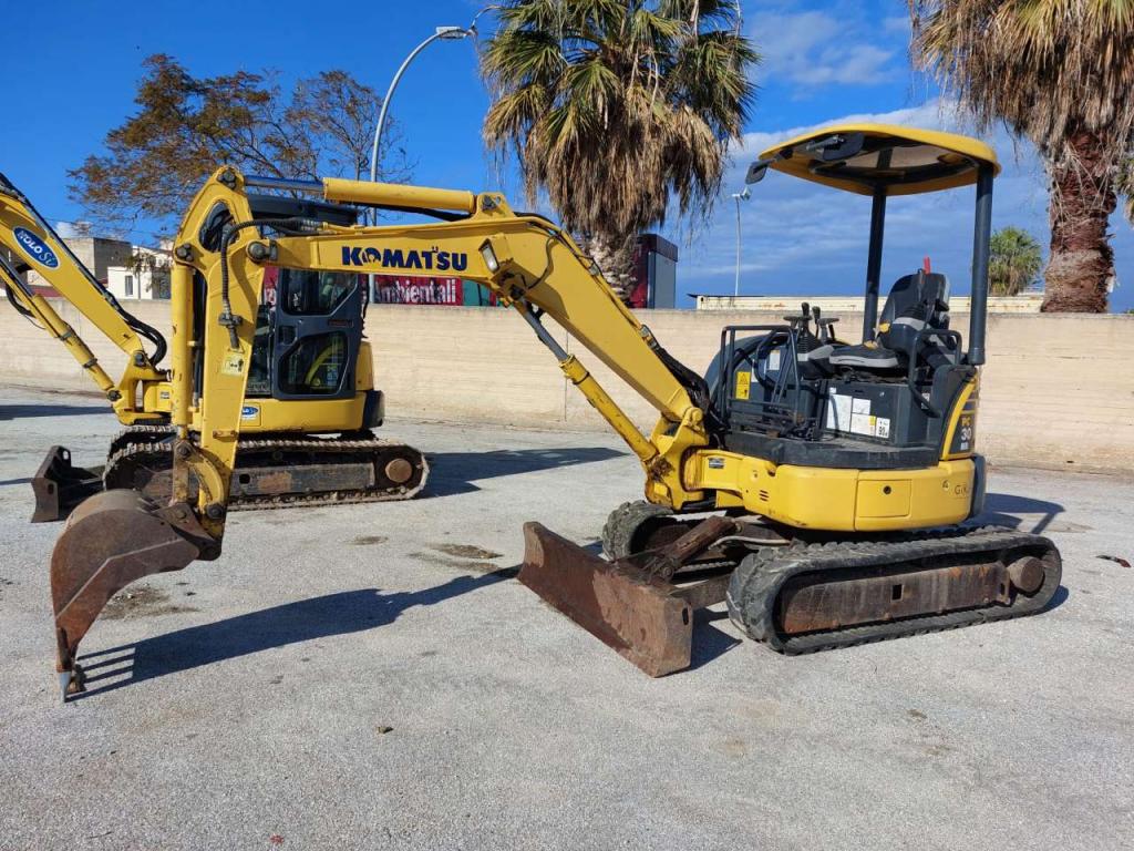 Komatsu PC30-MR3 Foto 1
