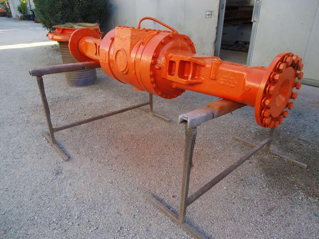 Assale anteriore per Fiat Kobelco W190 - N. DENTI PIGNONE 8 - N. DENTI CORONA 37 Foto 1