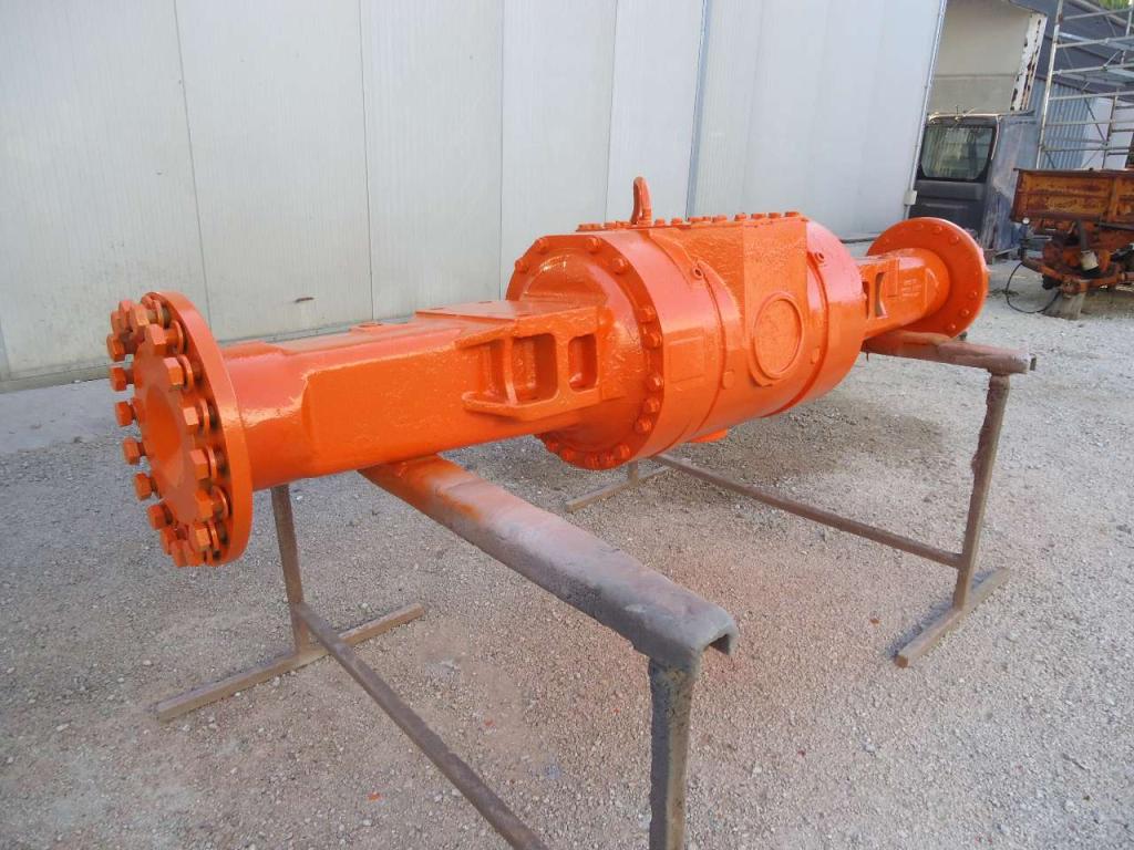 Assale anteriore per Fiat Kobelco W190 - N. DENTI PIGNONE 8 - N. DENTI CORONA 37 Foto 10