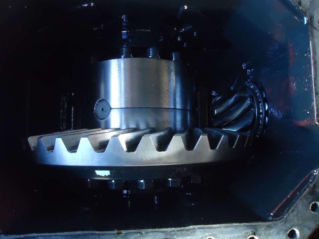 Assale anteriore per Fiat Kobelco W190 - N. DENTI PIGNONE 8 - N. DENTI CORONA 37 Foto 8