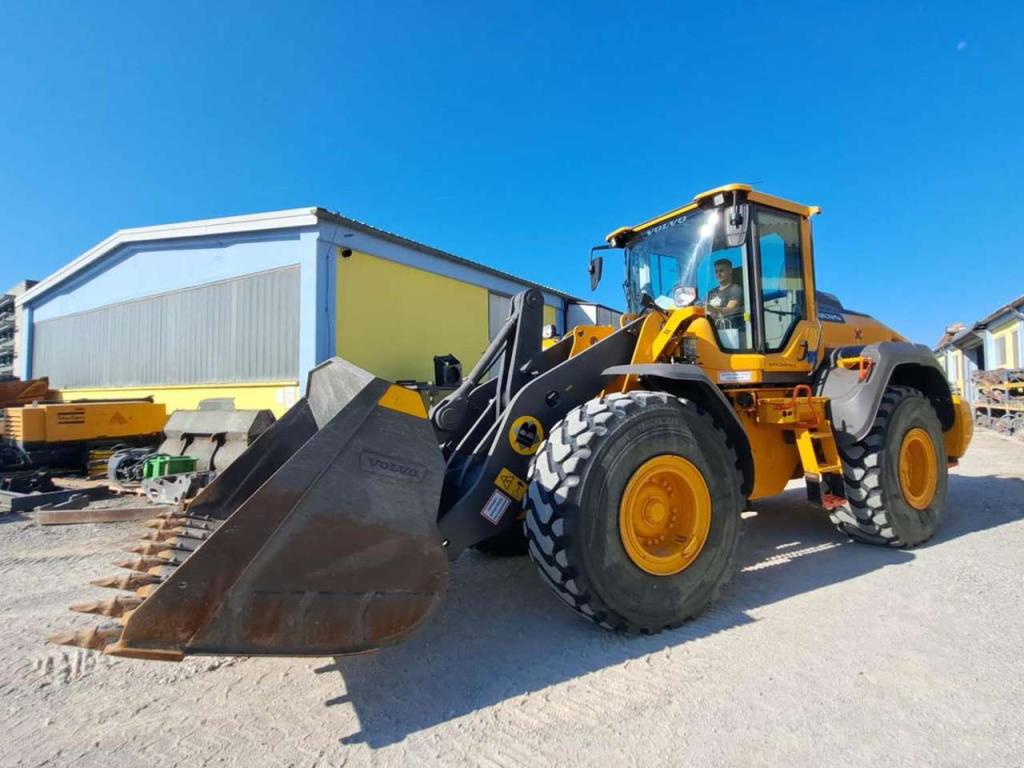 Volvo L120H Foto 2