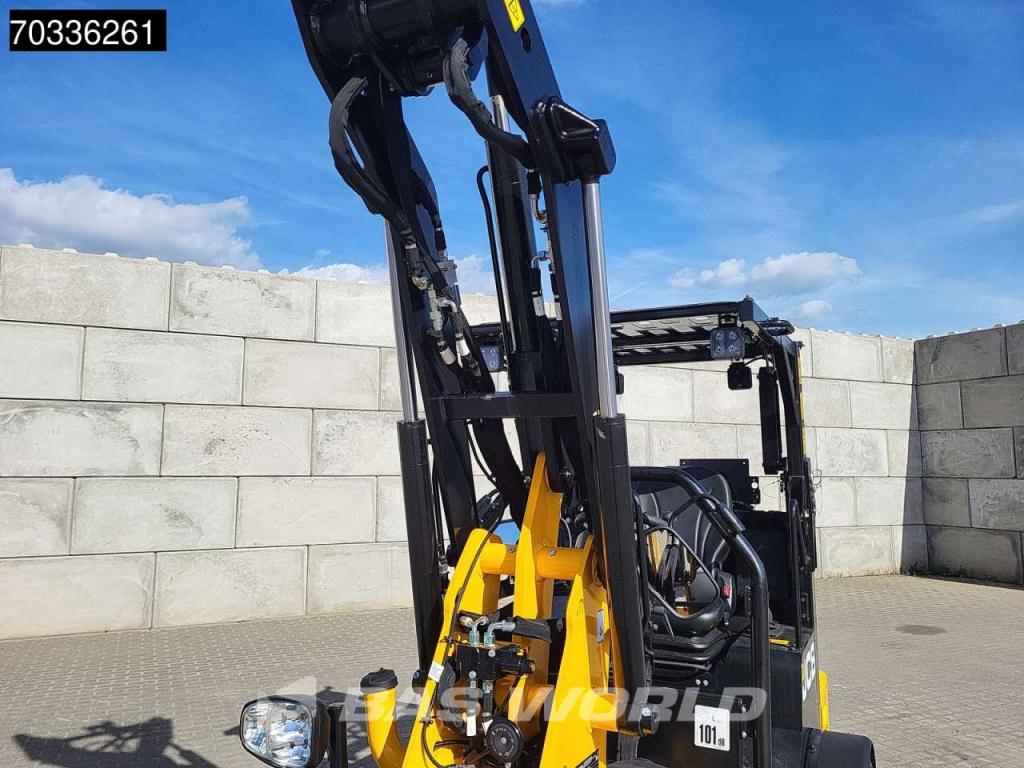JCB 403 SP FACTORY WARRANTY - GIANT COUPLER - KUBOTA Foto 10
