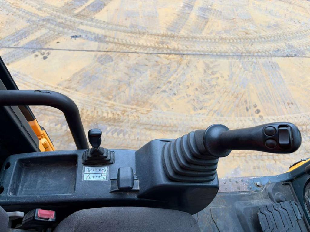 Hyundai Robex 180W-9A Foto 23