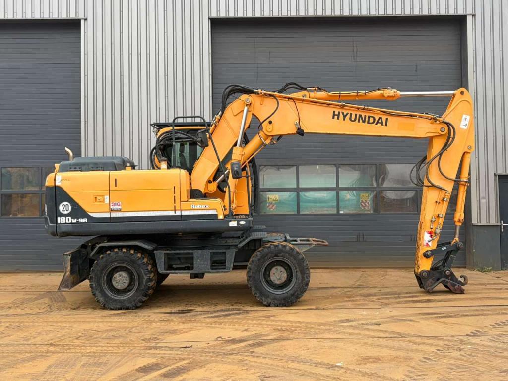 Hyundai Robex 180W-9A Foto 6