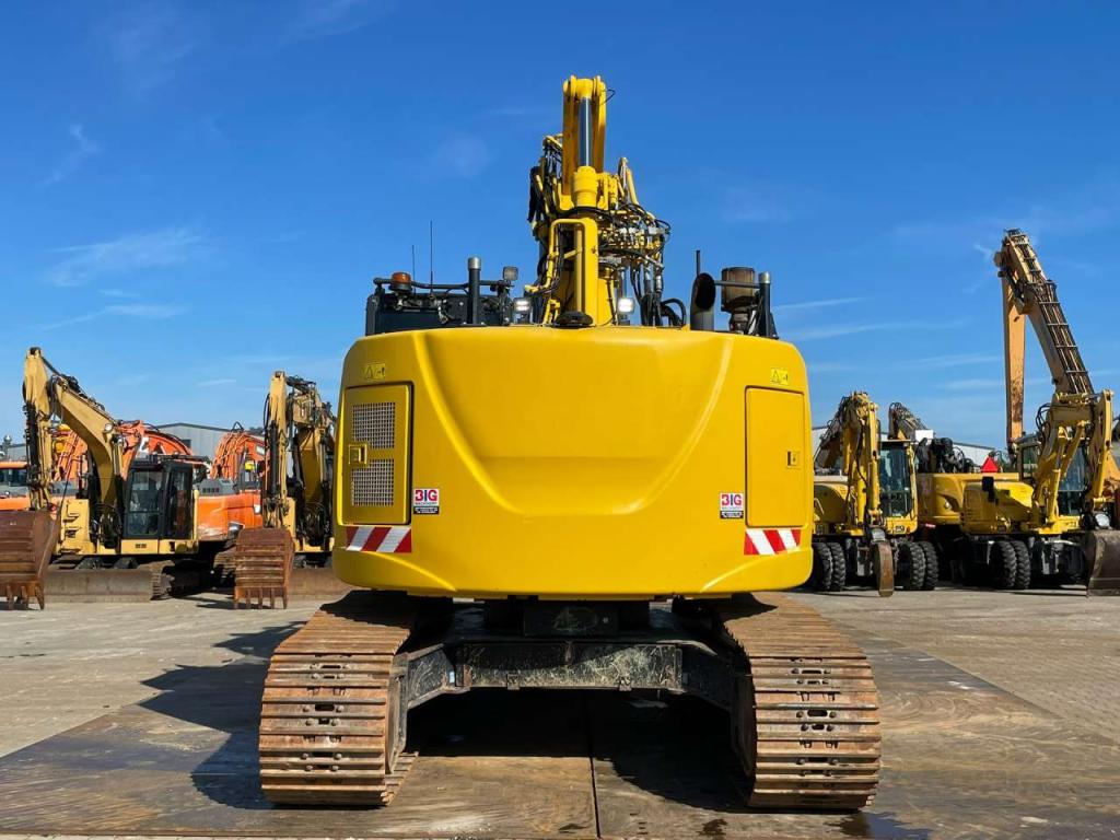 Hitachi ZX225USLC-6 Foto 4