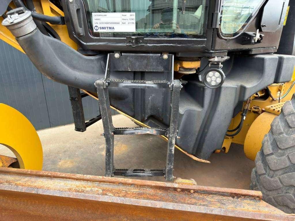 Caterpillar 140M2 Foto 9