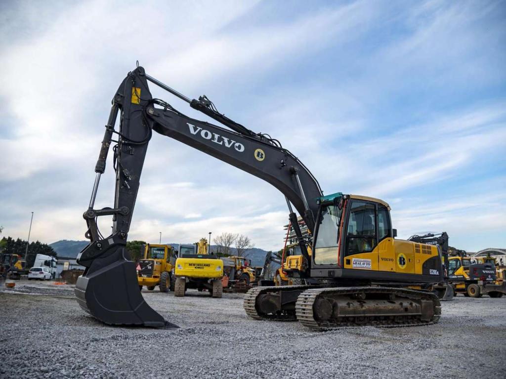 Volvo EC210CNL Foto 1