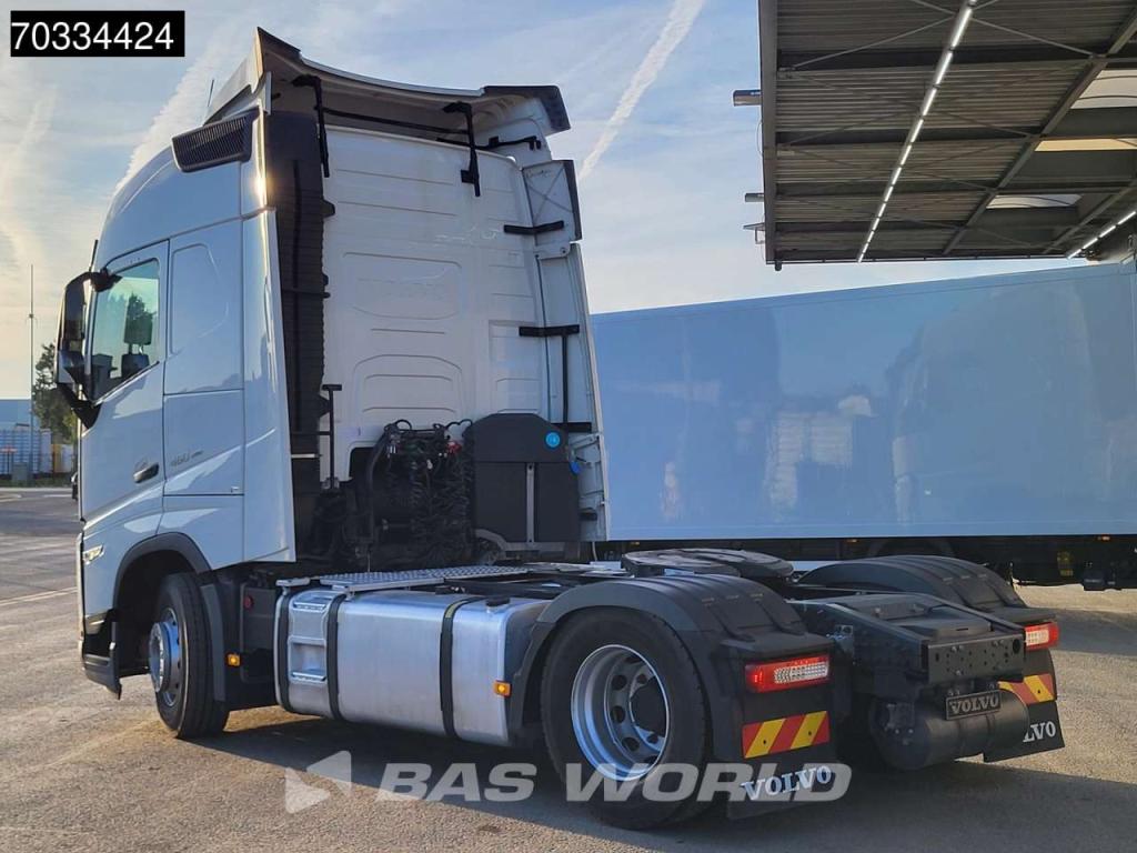 Volvo FH 460 4X2 Retarder 2x Tanks New Tyres! Foto 2