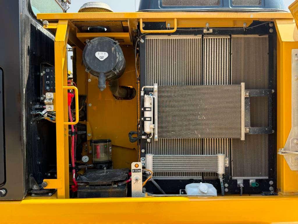 Caterpillar 320FL - New Bucket / Hammer Lines / Camera Foto 25