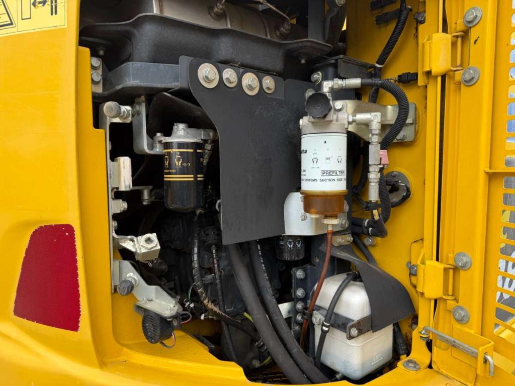 Komatsu PC138 US-11 Foto 15