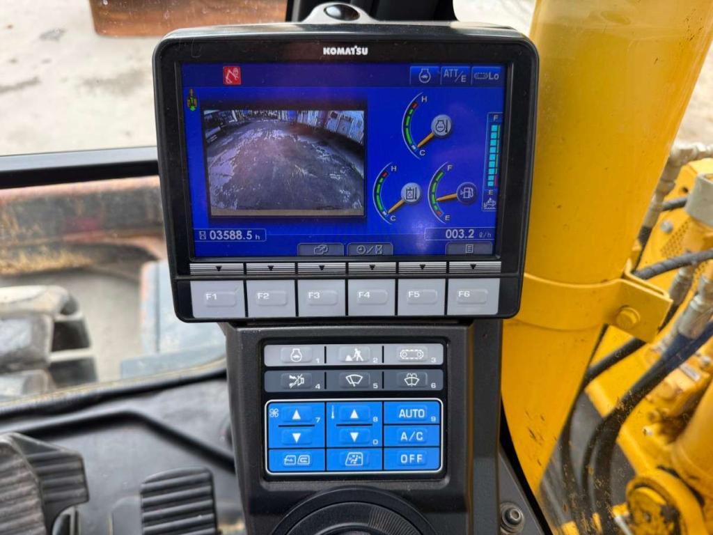 Komatsu PC138 US-11 Foto 18