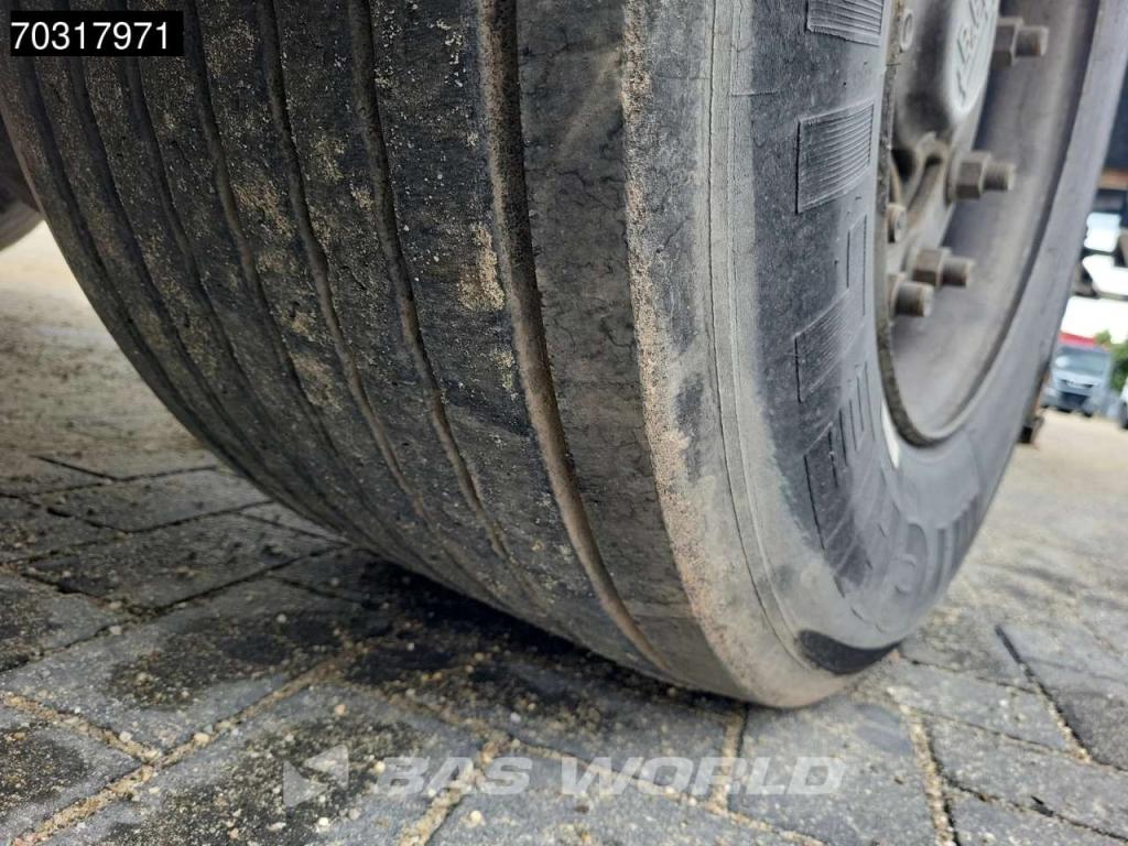 Kässbohrer 3 axles APK 08/26 Foto 17