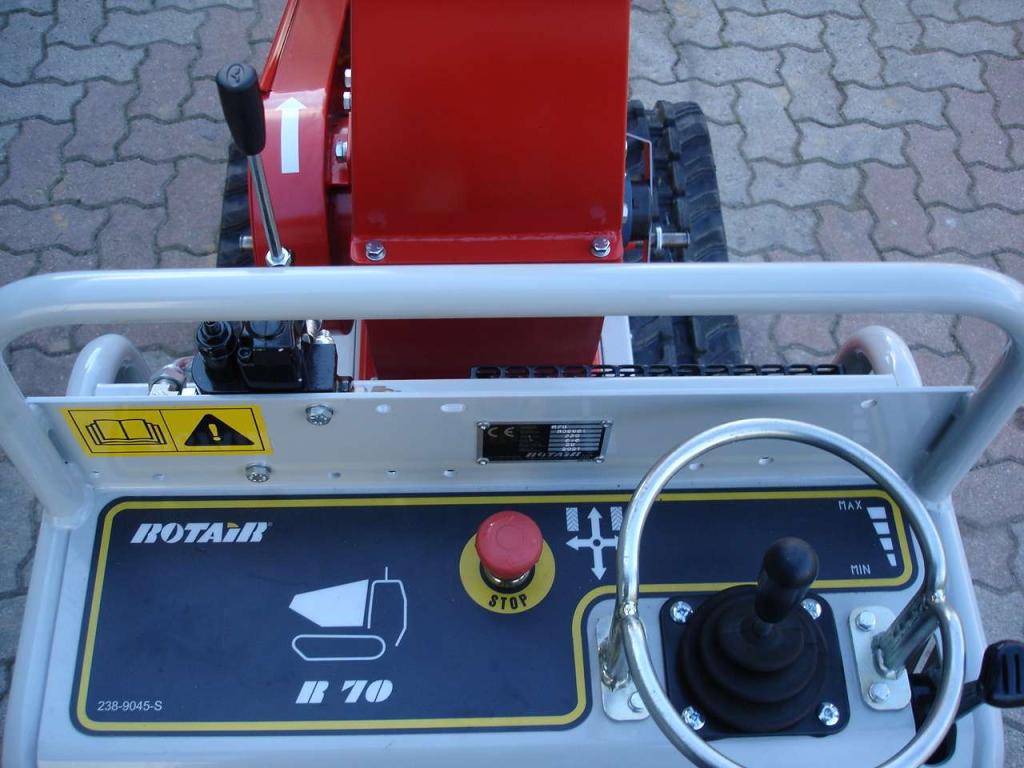 Gior 950 su MOTOCARRIOLA CINGOLATA IDROSTATICA ROTAIR RAMPICAR R70 Foto 12
