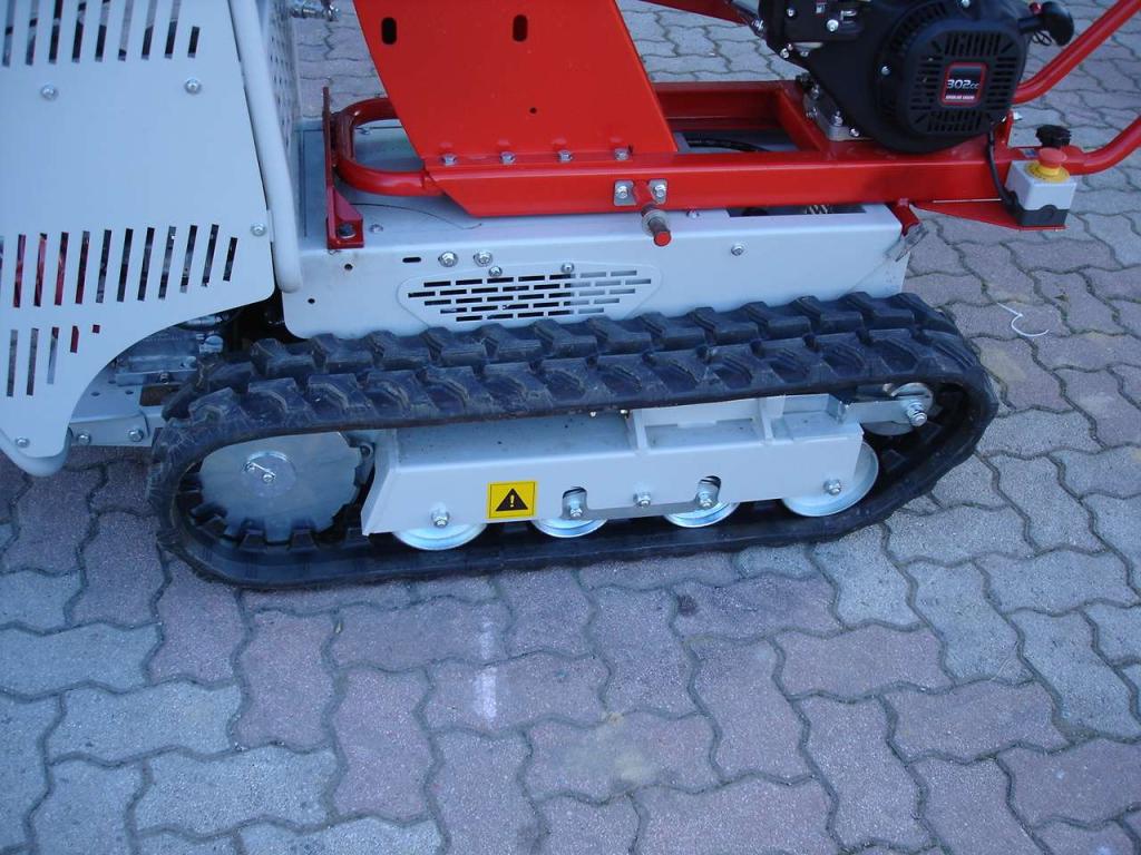 Gior 950 su MOTOCARRIOLA CINGOLATA IDROSTATICA ROTAIR RAMPICAR R70 Foto 14