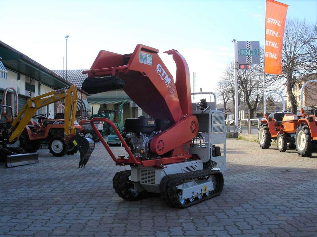 Gior 950 su MOTOCARRIOLA CINGOLATA IDROSTATICA ROTAIR RAMPICAR R70 Foto 2