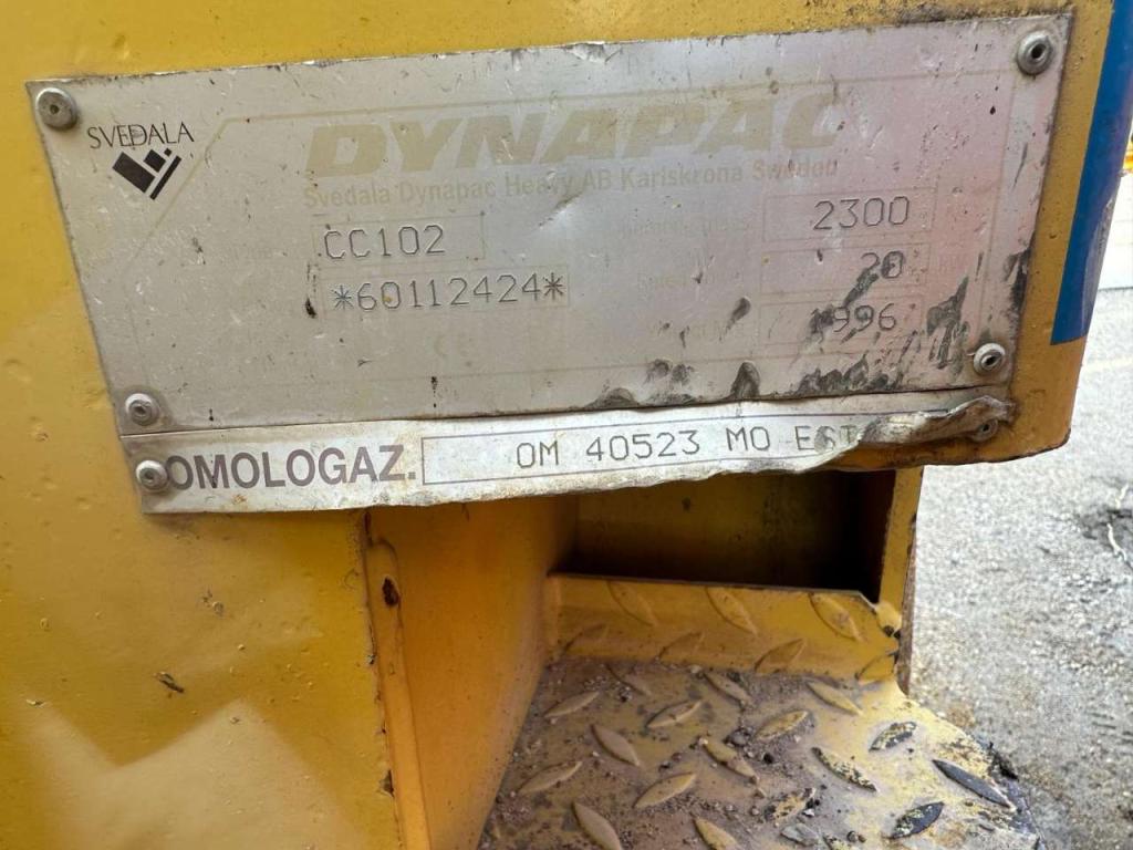 Dynapac CC102 Foto 4