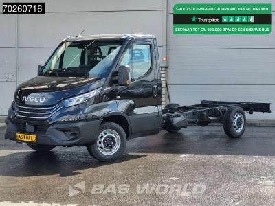 Iveco Daily 35S21 Chassiscabine Automaat 410WB ACC LED Parkeersensoren Euro6 Fahrgestell Chassis Airco in vendita da BAS World B.V.