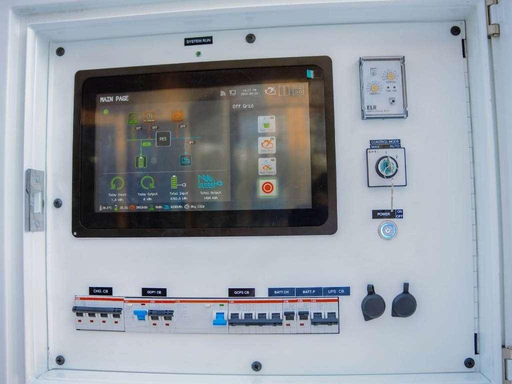 PHE500 Hybrid Energy System- 500 kVA - 1040 kWh Gruppo elettrogeno Foto 6