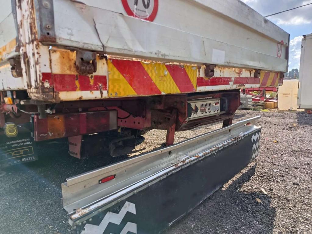 Renault 385 Foto 3