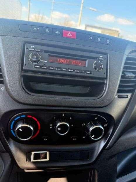 Iveco Daily 35C15 Foto 6