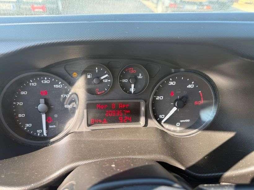 Iveco Daily 35C15 Foto 8