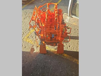 Distributore idraulico per Fiat Hitachi ex 215 in vendita da Off Meccaniche Bonanni di B.