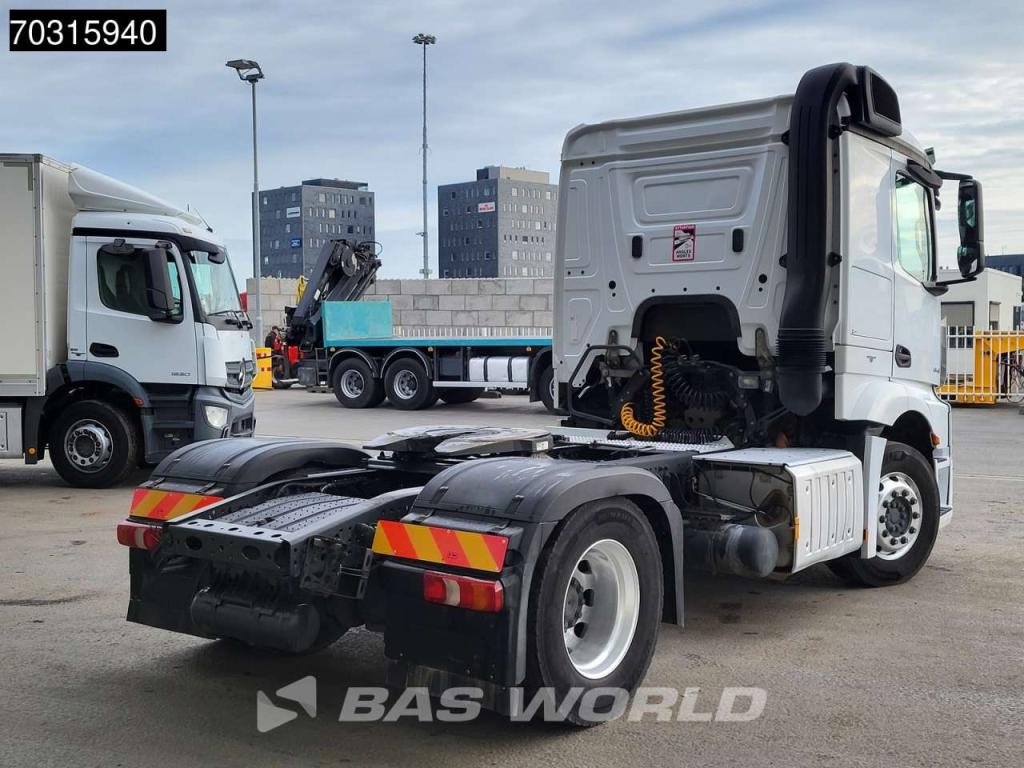 Mercedes-Benz Actros 1843 4X2 ClassicSpace Retarder Foto 5