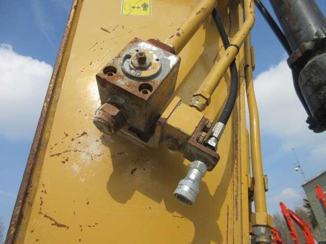 Caterpillar 318 FLN Foto 7